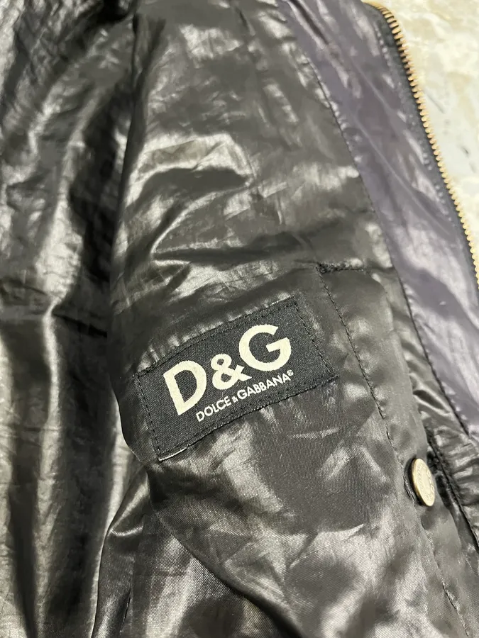 2000s Dolce & Gabbana Quilted Dark Purple Puffer Jacket - Image 10