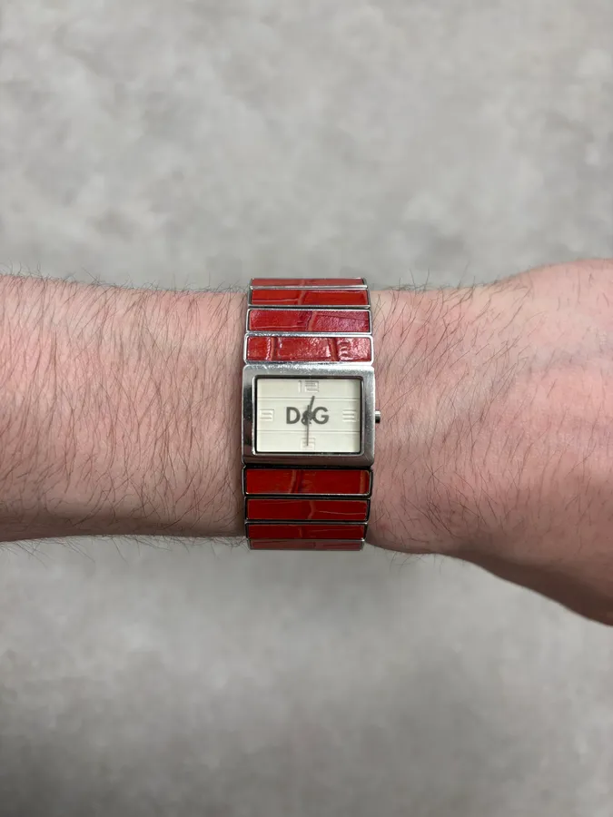 2000s Dolce & Gabbana Red Crocodile Effect Watch - Image 4