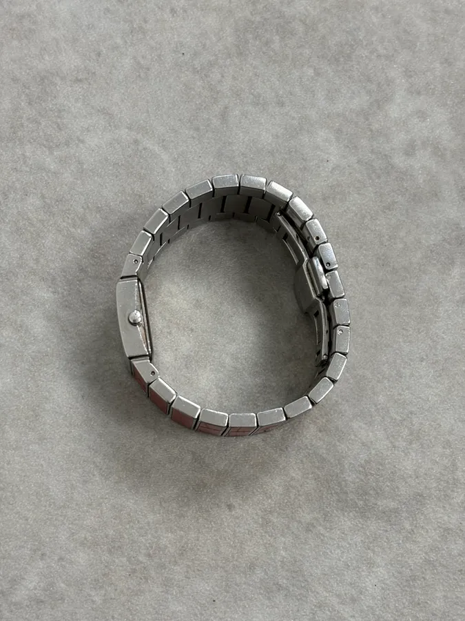 2000s Dolce & Gabbana Red Crocodile Effect Watch - Image 6
