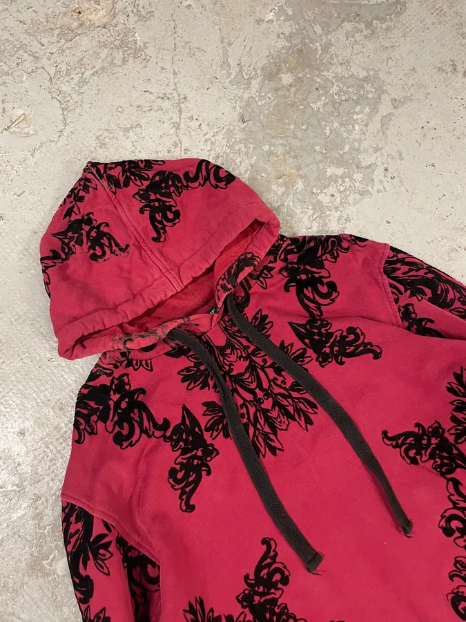 2000s Dolce & Gabbana Red Mafia Embroidered Sweater - Image 5