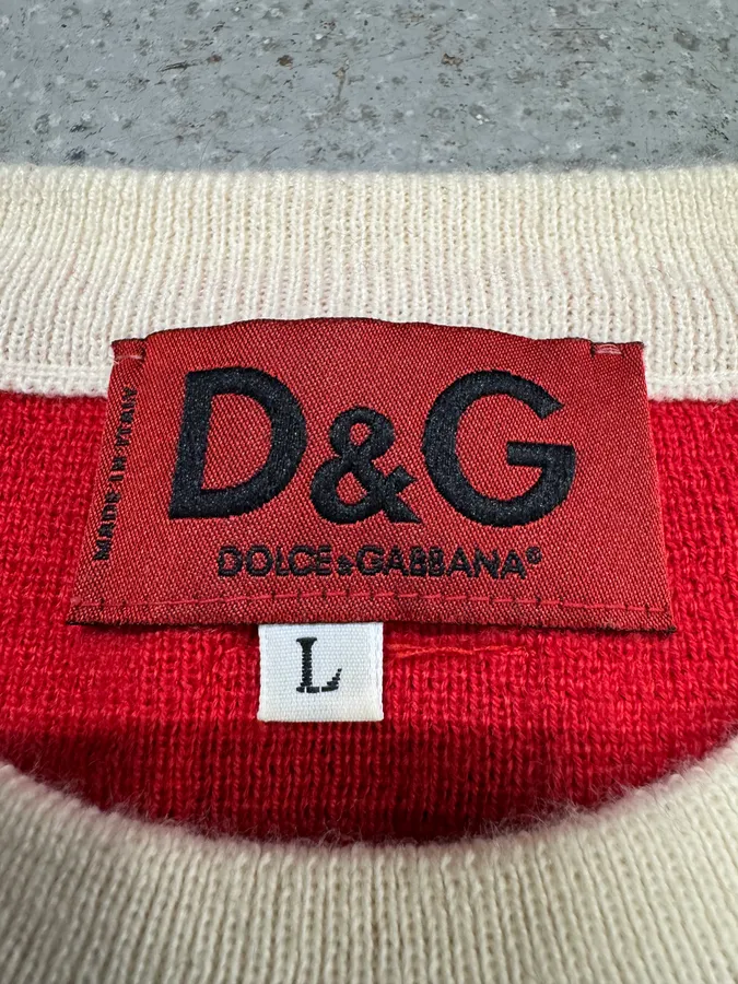 2000s Dolce & Gabbana Red Striped White Sweater - Image 5