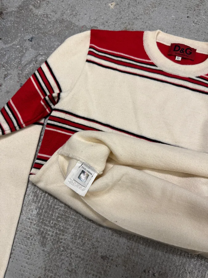 2000s Dolce & Gabbana Red Striped White Sweater - Image 7