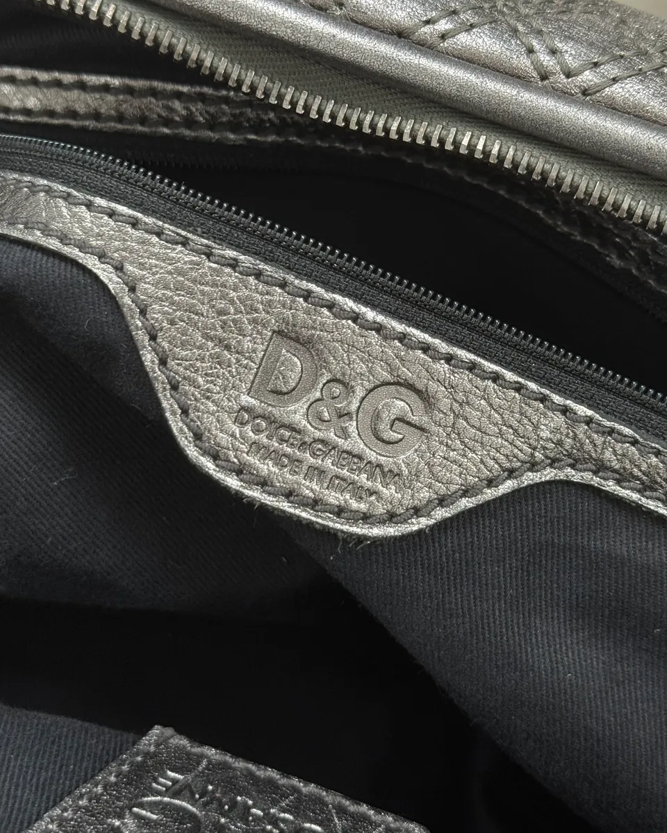 2000s Dolce & Gabbana Silver Leather Quilted Handle Bag - Image 10
