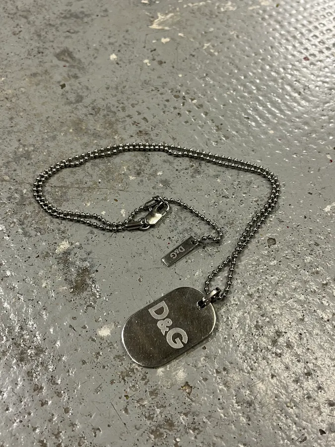 2000s Dolce & Gabbana Simple Dog Tag Necklace - Image 3