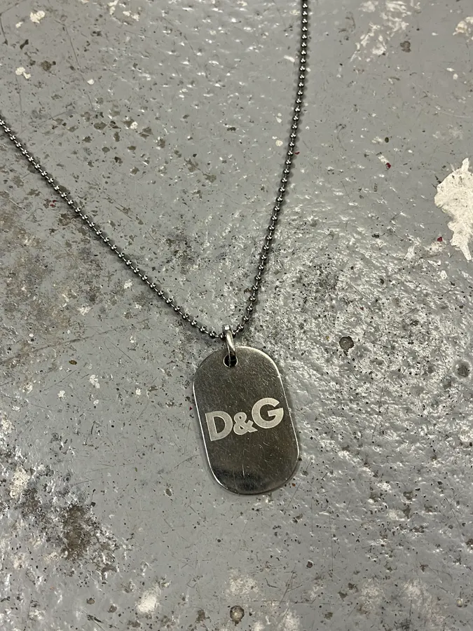 2000s Dolce & Gabbana Simple Dog Tag Necklace - Image 5