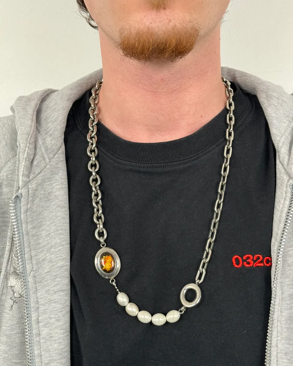 2000s Dolce & Gabbana Stainless Steel Oval Charm White Pearl & Chain Necklace - Image 2