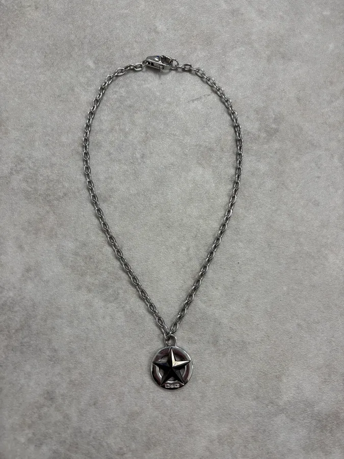 2000s Dolce & Gabbana Star Pendant Necklace - Image 3
