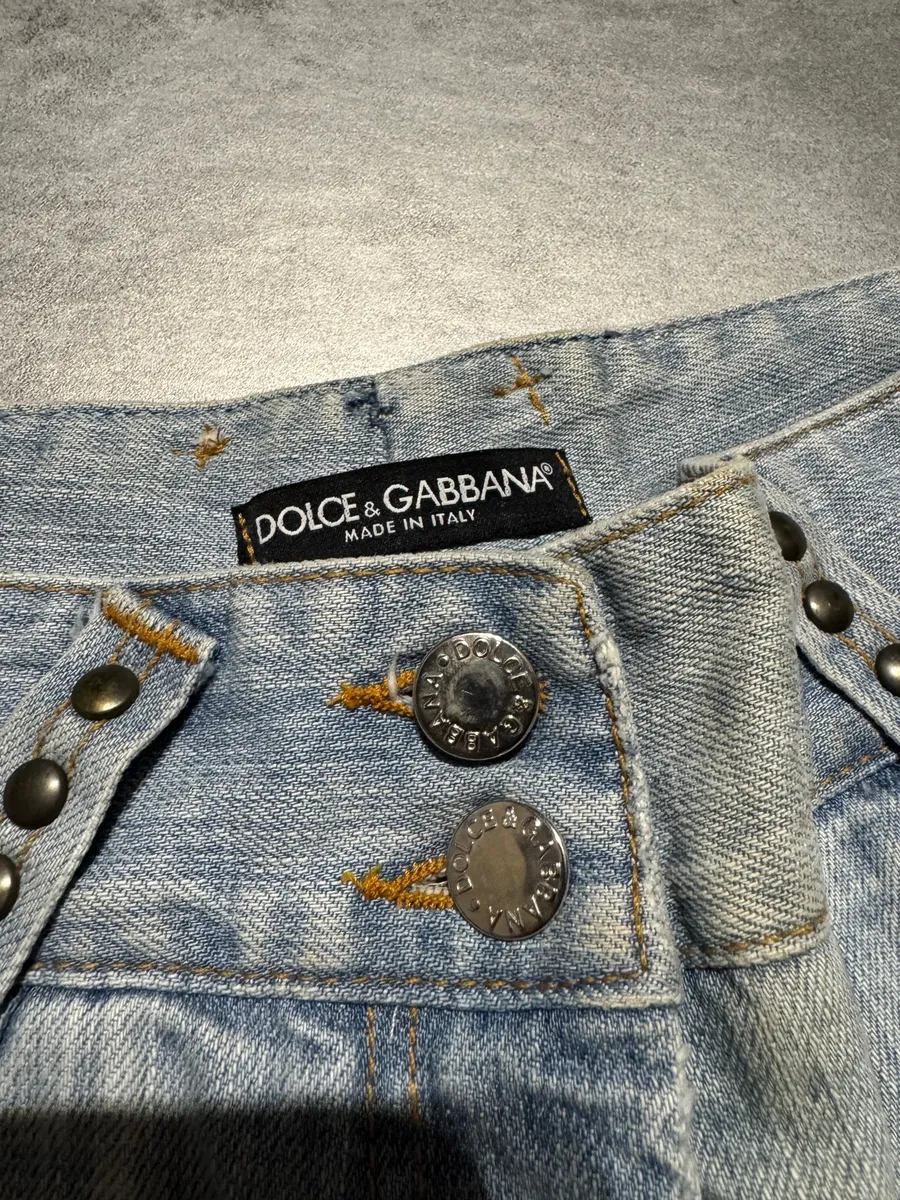 SS2006 Dolce & Gabbana Studded Wolfes Distressed Denim Jeans - Image 6