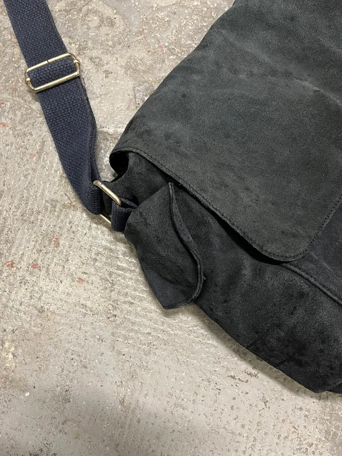 2000s Dolce & Gabbana Suede Eroded Navy Messenger Bag - Image 6