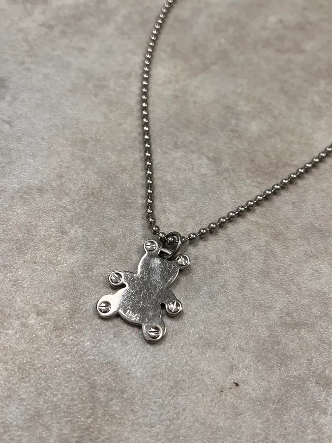 2000s Dolce & Gabbana Teddy Bear Grey Necklace - Image 3