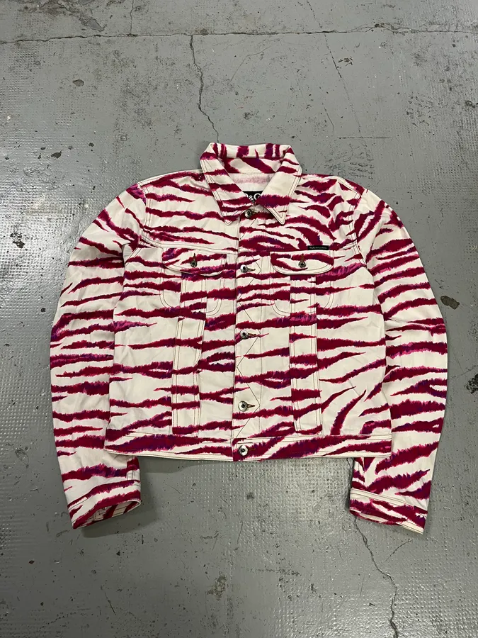 2000s Dolce & Gabbana Tiger Stripes White & Fuschia Jacket - Image 4