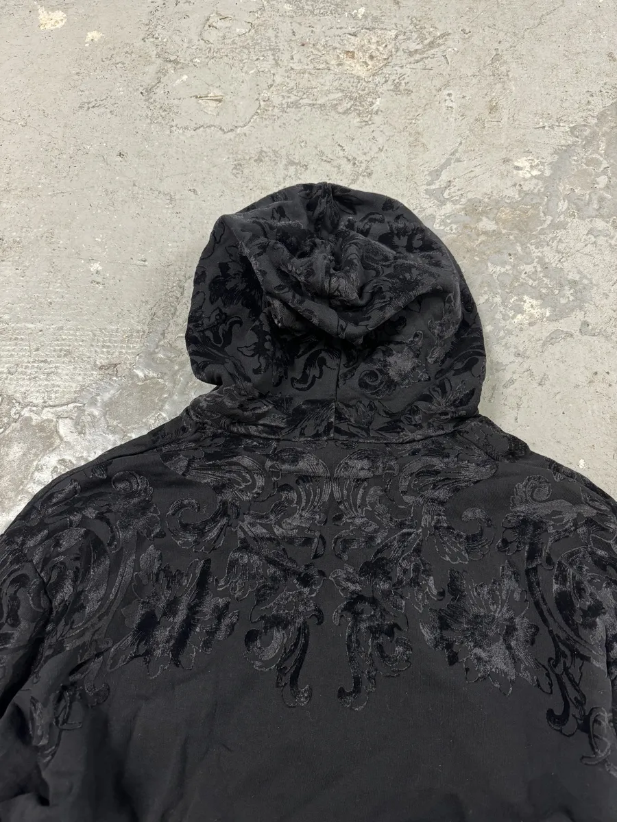 2000s Dolce & Gabbana Tribal Dark Shadow Relief Hoodie - Image 5