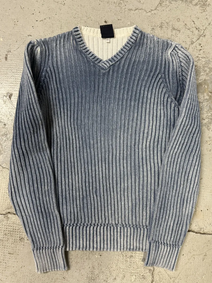 2000s Dolce & Gabbana V-Neck Blue Wool Sweater - Image 6