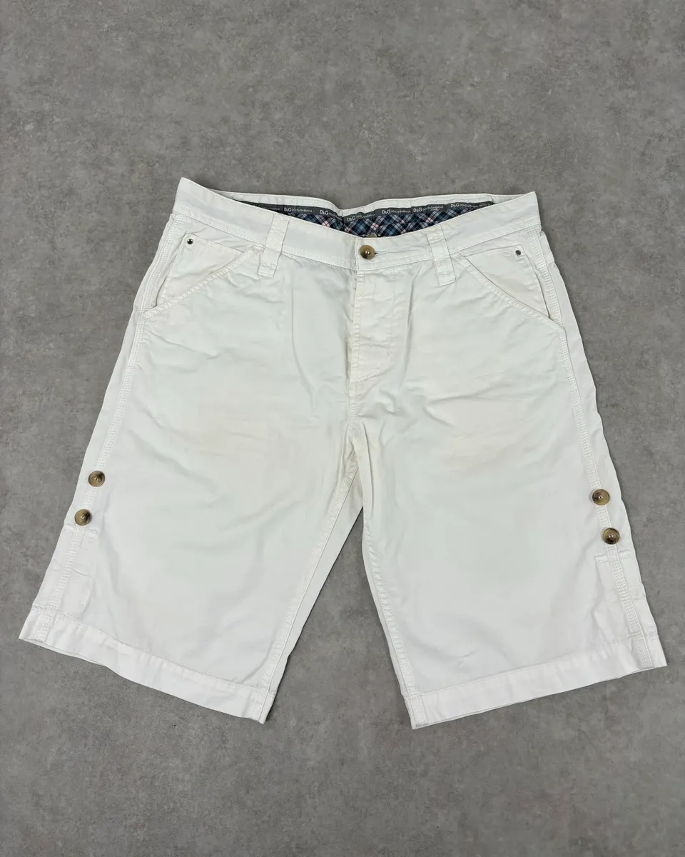 2000s Dolce & Gabbana White Cargo Shorts - Image 2