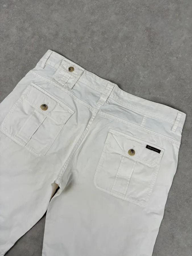 2000s Dolce & Gabbana White Cargo Shorts - Image 7