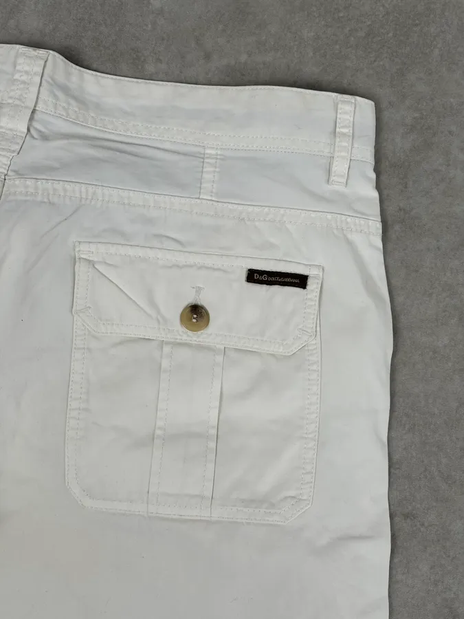 2000s Dolce & Gabbana White Cargo Shorts - Image 8