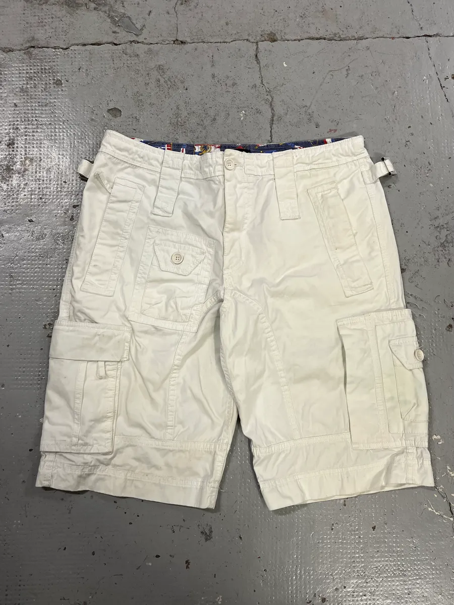 2000s Dolce & Gabbana White Cargo Shorts - Image 4