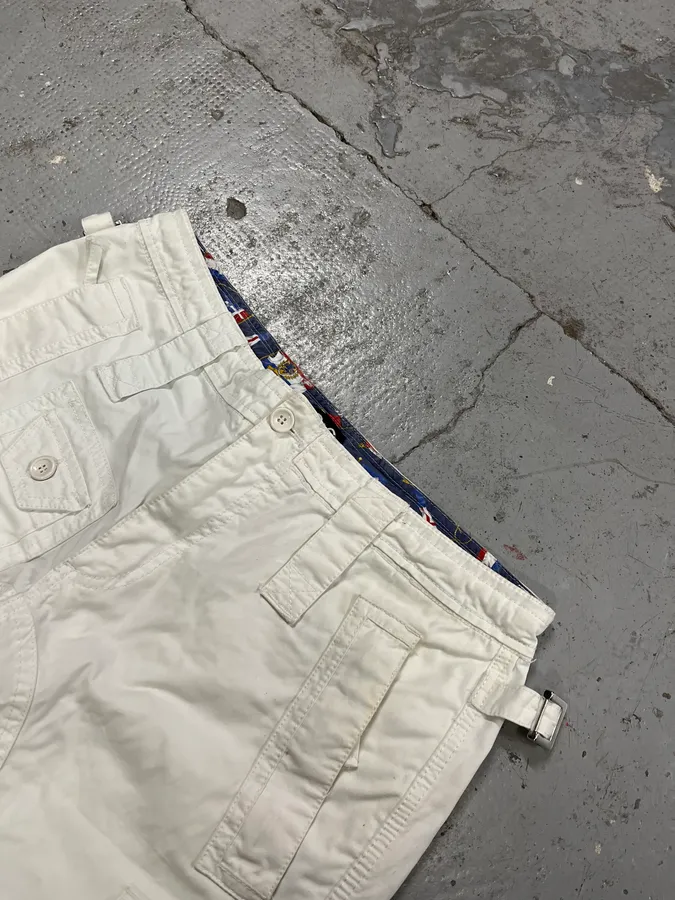2000s Dolce & Gabbana White Cargo Shorts - Image 5