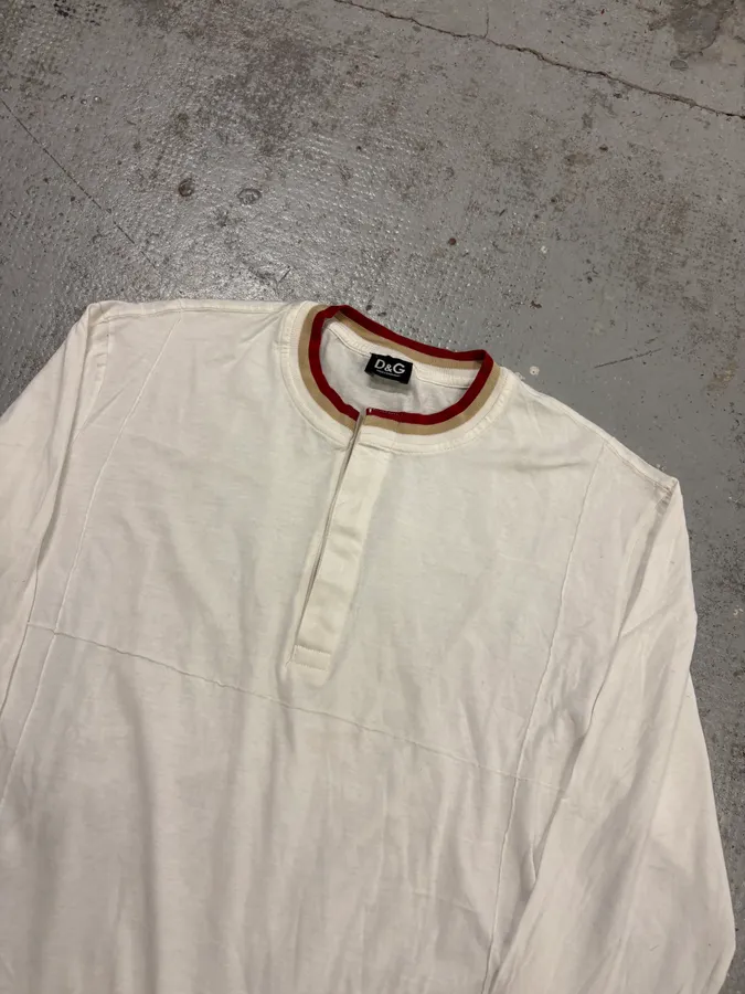 2000s Dolce & Gabbana White Henley T-Shirt - Image 4