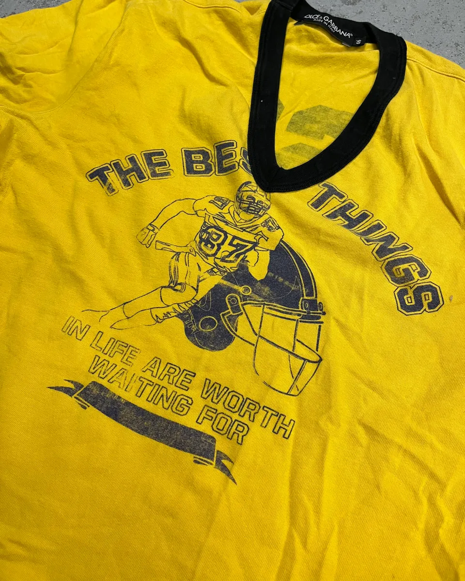 2000s Dolce & Gabbana Yellow V-Neck 63 The Best Things T-Shirt - Image 7
