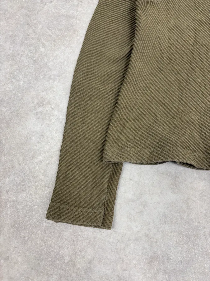 2000s Dries Van Noten Classy Minimalist Khaki Sweater - Image 7