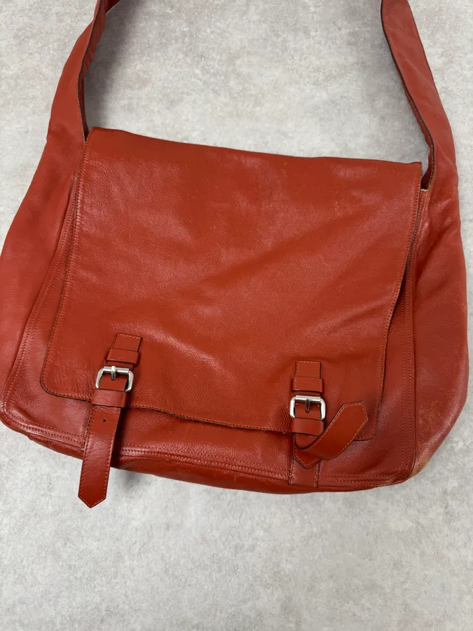 2000s Dries Van Noten Sample Red Leather Shoulder Bag - Image 5