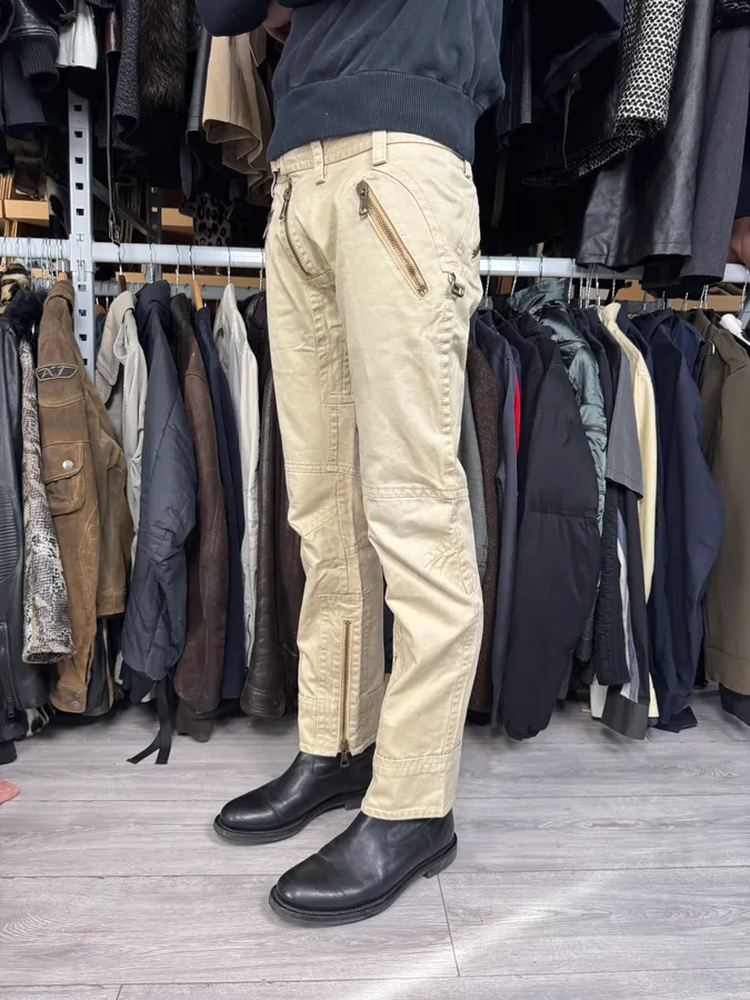 2000s Dsquared2 Beige Desert Cargo Pants - Image 3