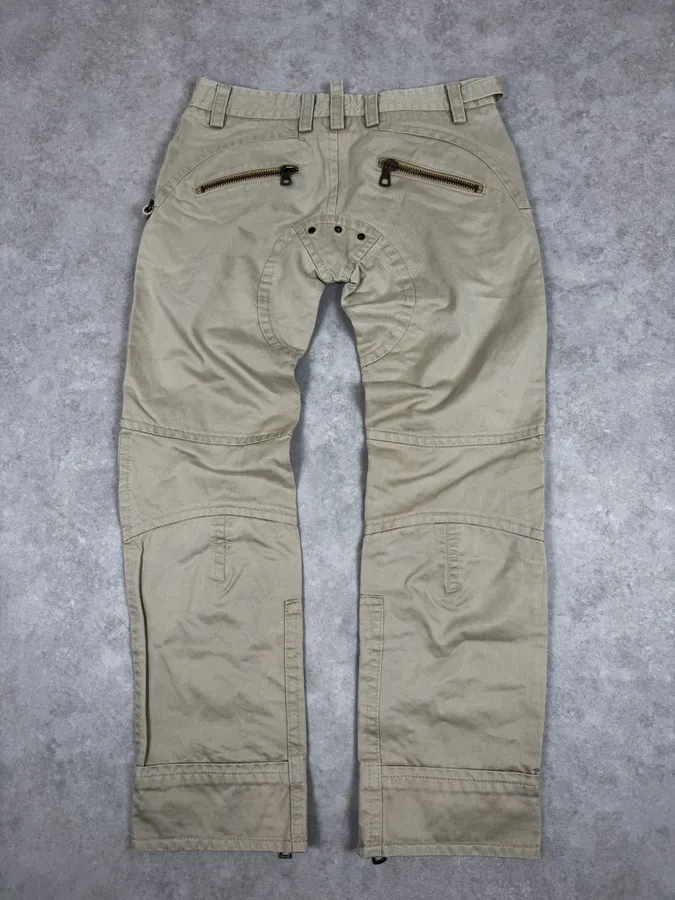 2000s Dsquared2 Beige Desert Cargo Pants - Image 5