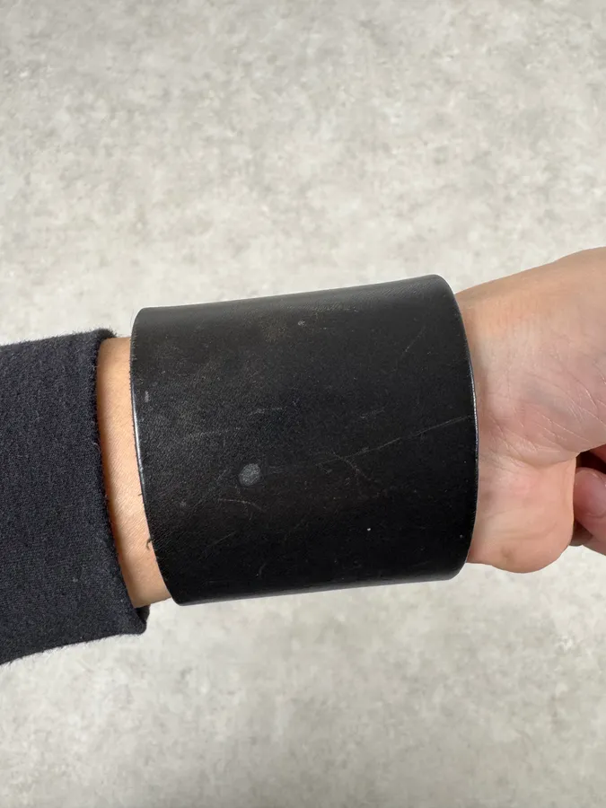 2000s Dsquared2 Black Leather Armband Bracelet - Image 5