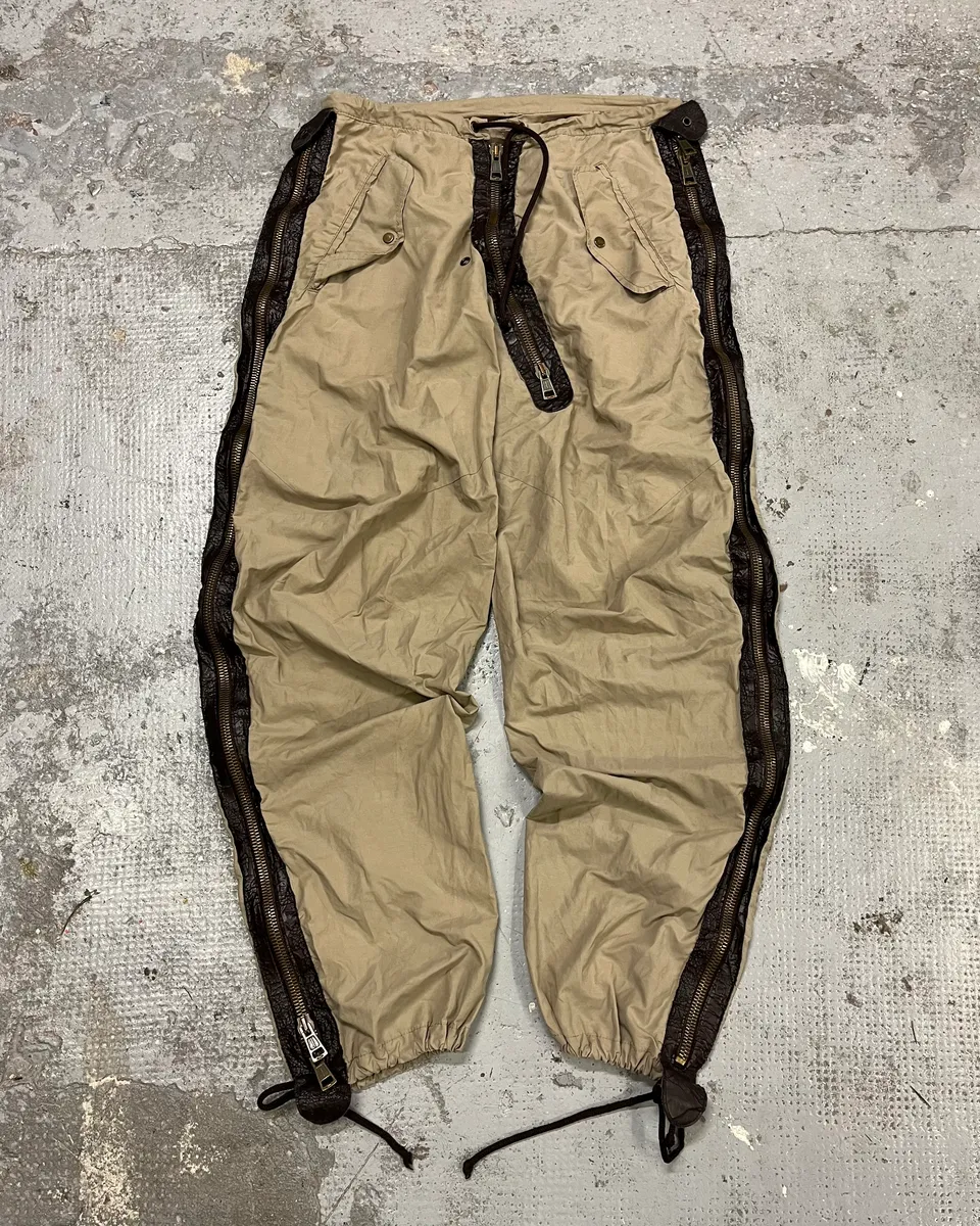 2000s Dsquared2 Full Zip Cargo Beige Pants