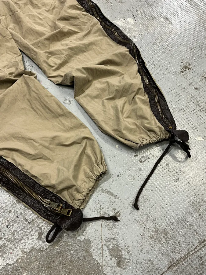 2000s Dsquared2 Full Zip Cargo Beige Pants - Image 8