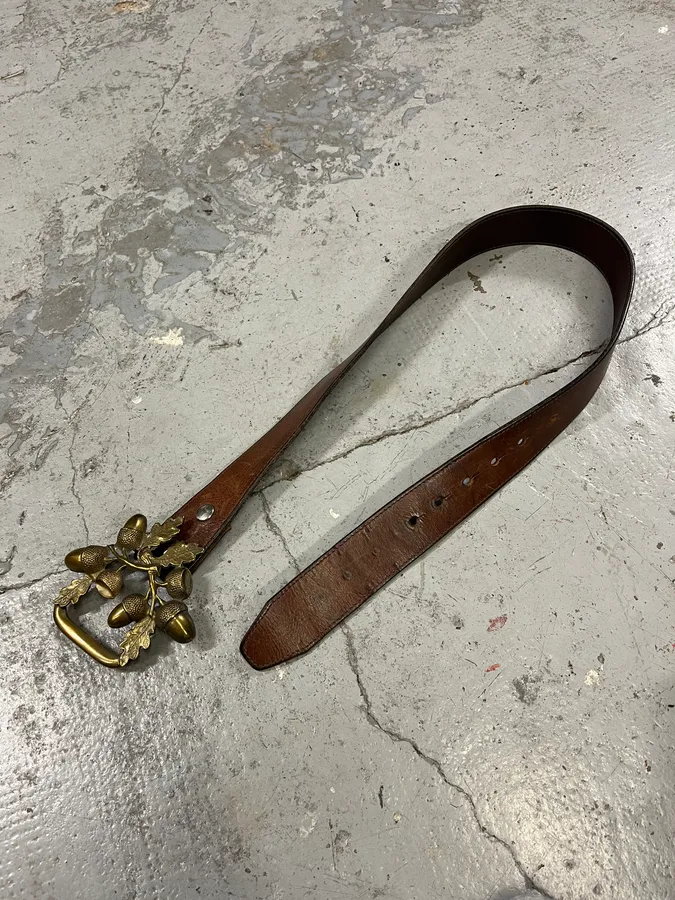 2000s Dsquared2 Nuts & Leaves Bucke Brown Leather Belt - Image 2