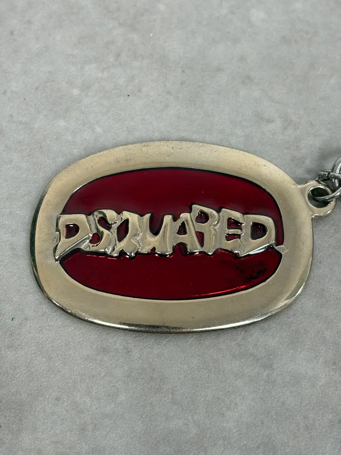 2000s Dsquared2 Red & Grey Propaganda Charm Logo Keychain - Image 3