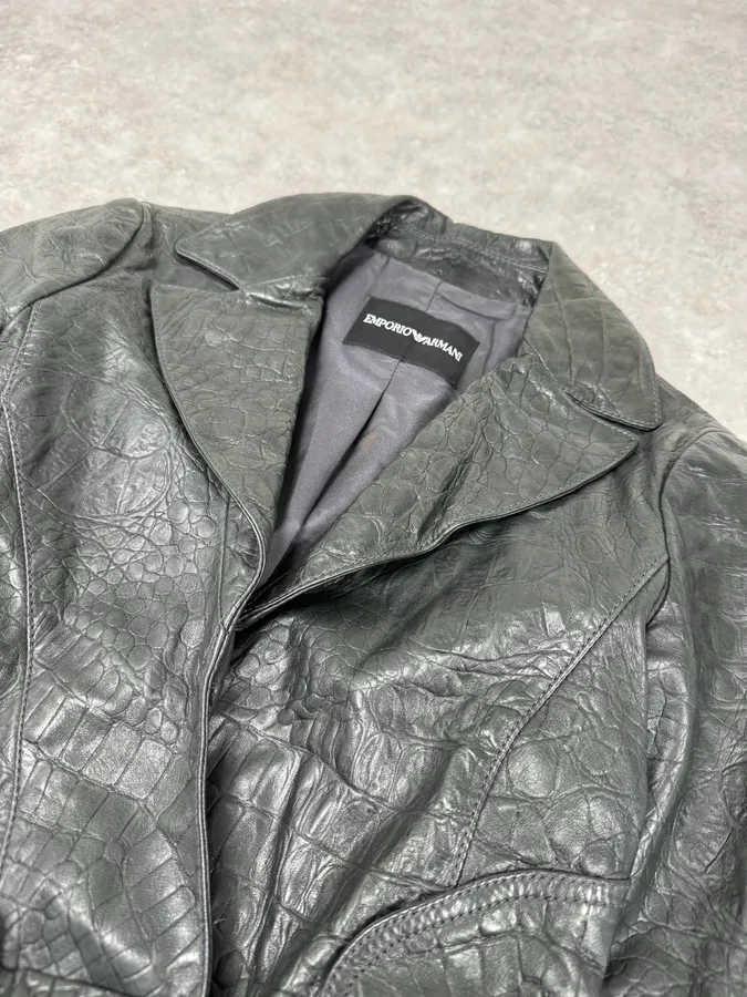 2000s Emporio Armani Crocodile Embossed Grey Leather Jacket - Image 5