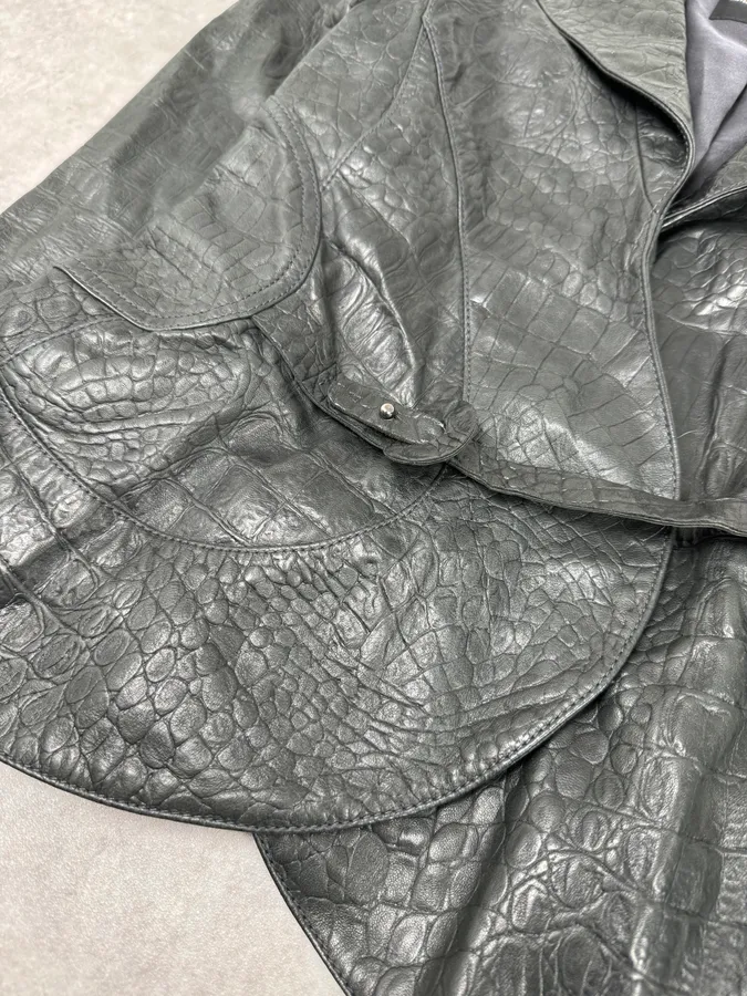 2000s Emporio Armani Crocodile Embossed Grey Leather Jacket - Image 6