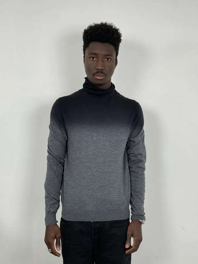 2000s Emporio Armani Gradient Black Grey Turtleneck - Image 2