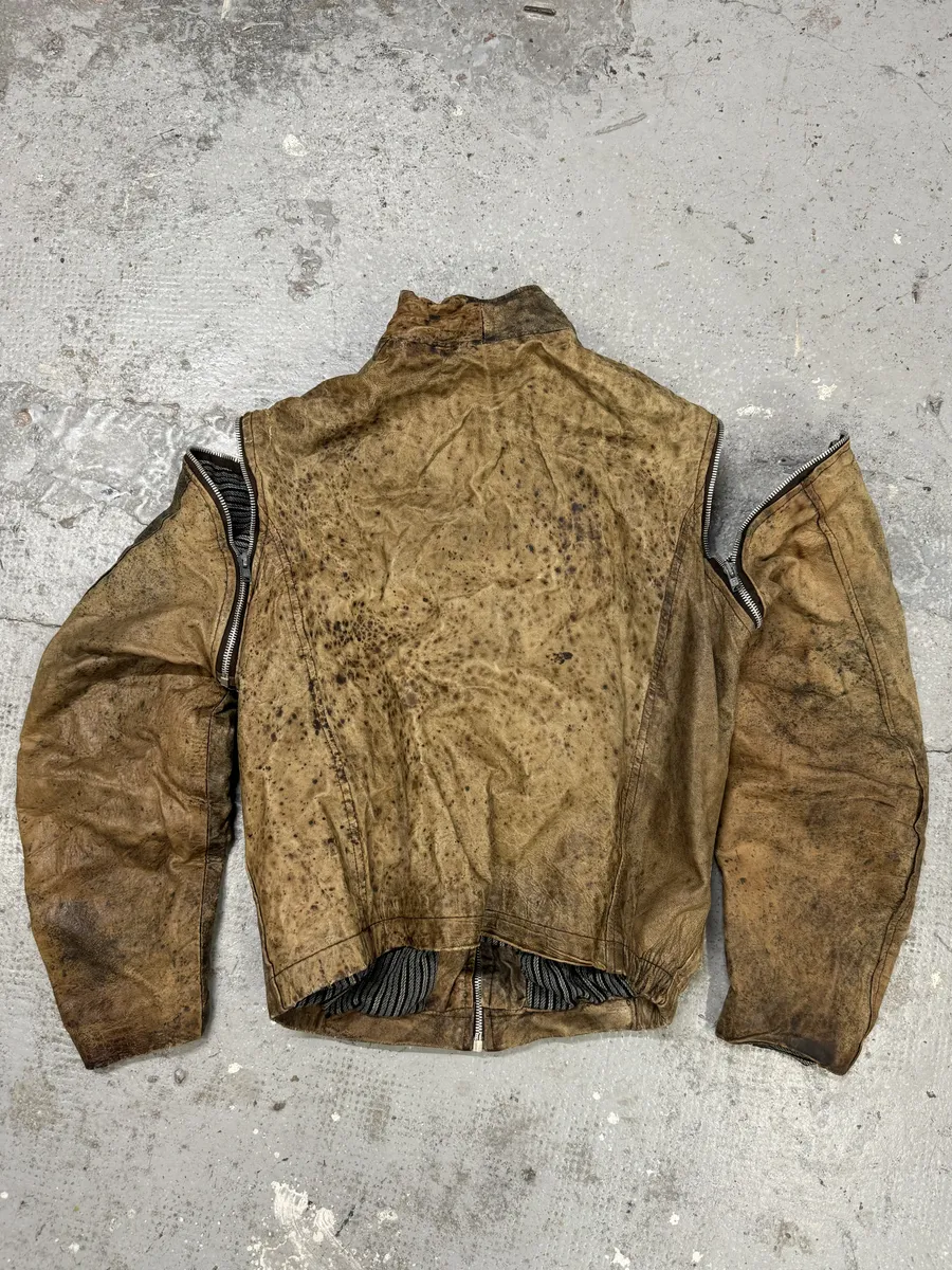 2000s Eroded Brown Archive Leather Jacket with Detachable Sleeves - Image 5