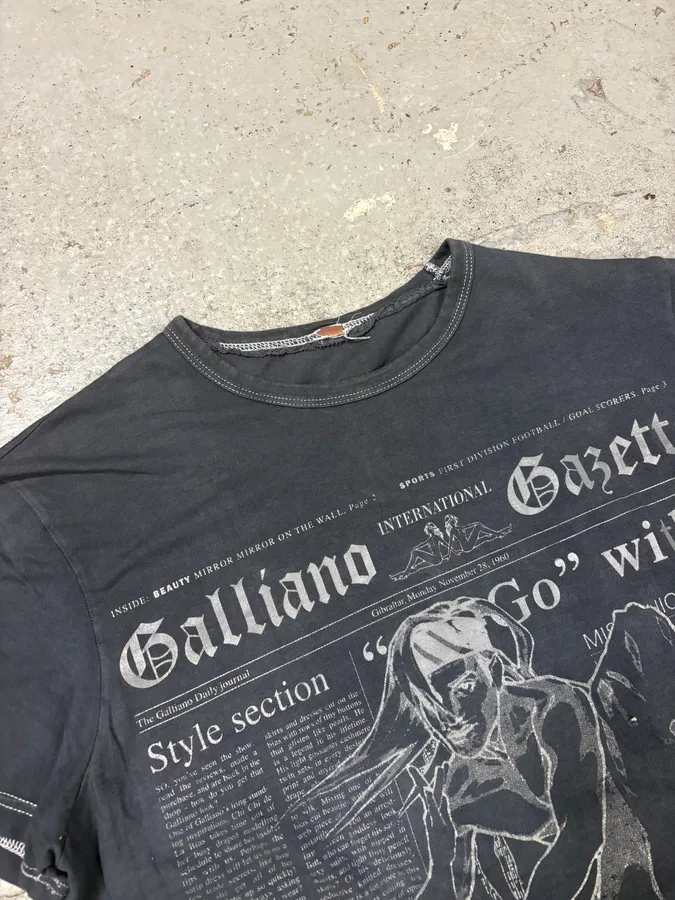 2000s Galliano Karate Black T-Shirt - Image 5
