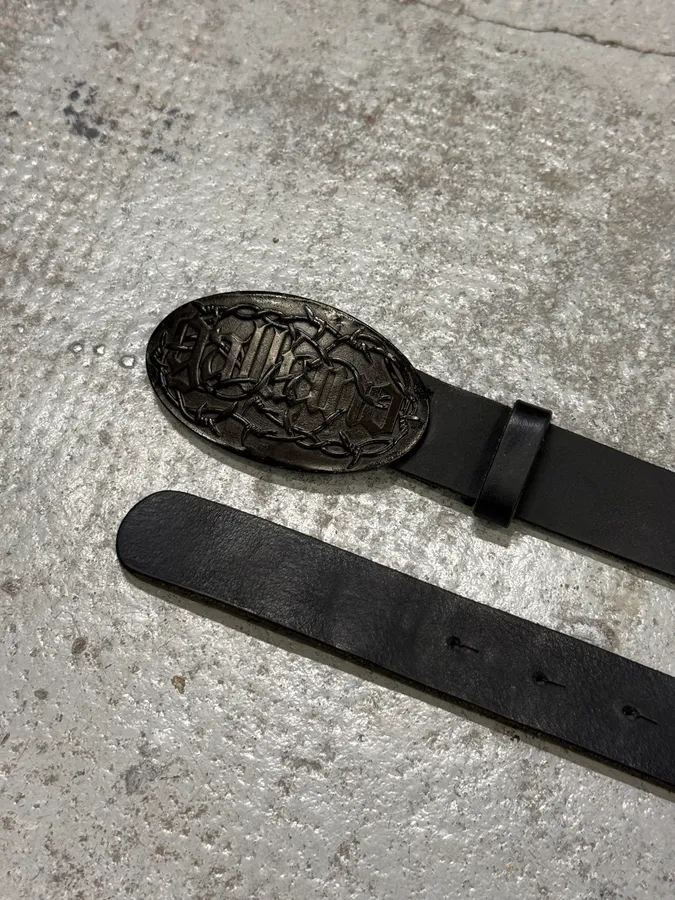 2000s Galliano Wire Buckle Black Leather Belt - Image 4
