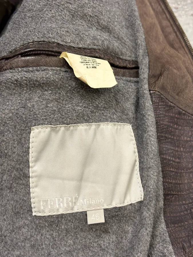 2000s Gianfranco Ferré Biker Textured Brown Leather Jacket - Image 10