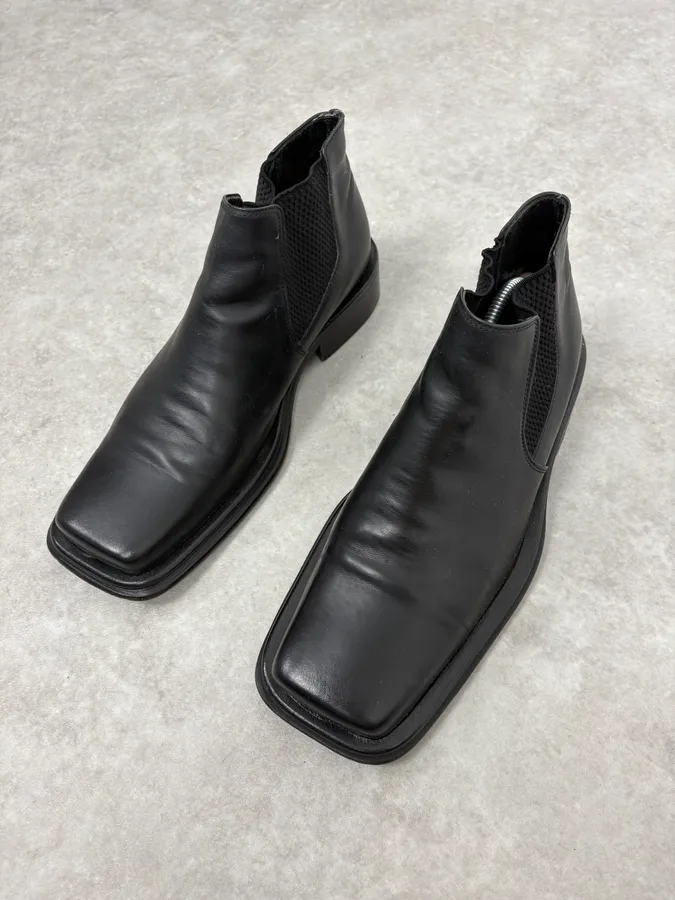 2000s Gianfranco Ferré Black Leather Boots - Image 3