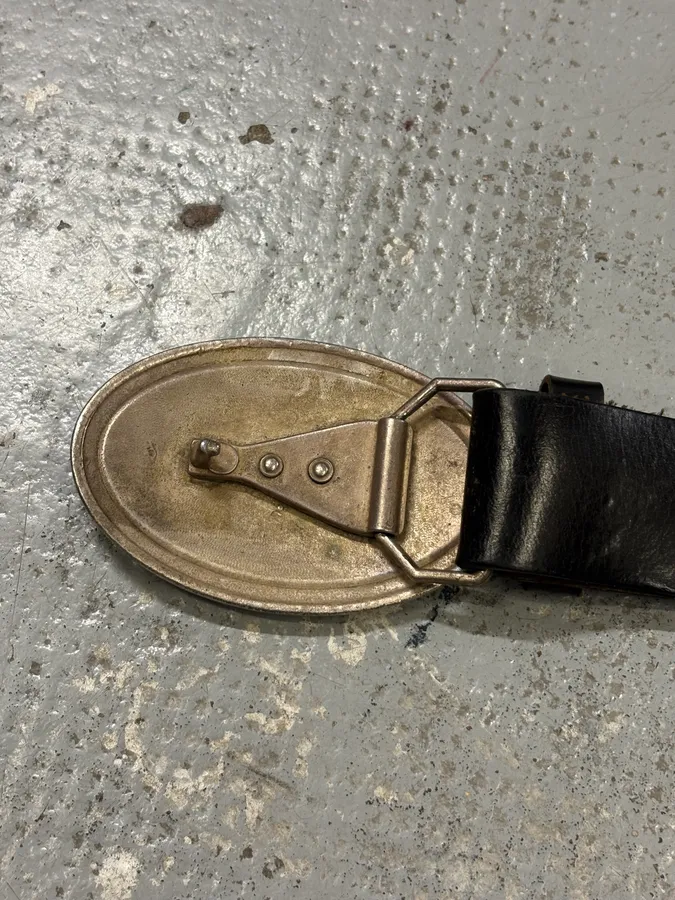 2000s Gianfranco Ferré Black Leather Logo Belt - Image 6