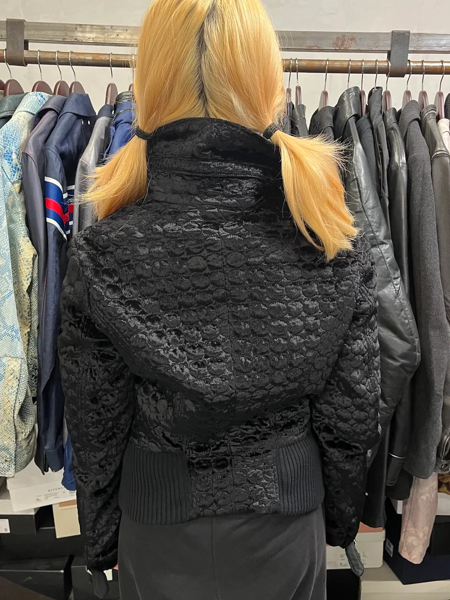 2000s Gianfranco Ferre Black Light Fur Zip-up Jacket - Image 3