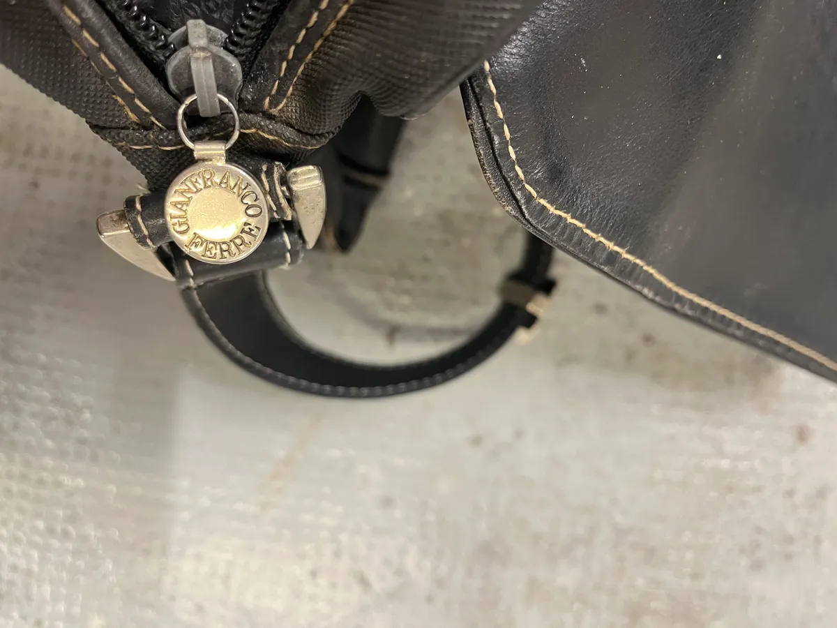 2000s Gianfranco Ferré Brown Crocodile Leather Canva Shoulder Bag - Image 5