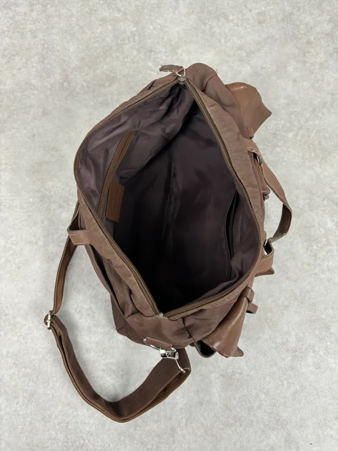 2000s Gianfranco Ferré Brown Hybrid Leather Shoulder Bag - Image 15