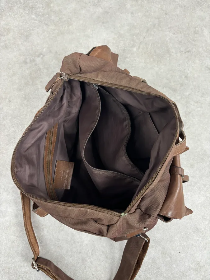 2000s Gianfranco Ferré Brown Hybrid Leather Shoulder Bag - Image 7