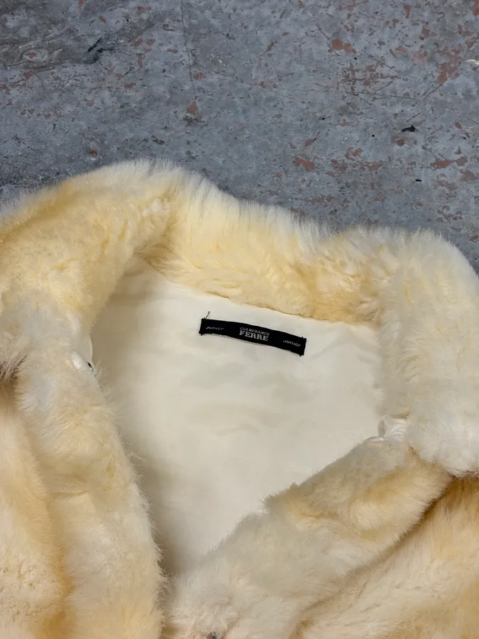 2000s Gianfranco Ferré Cream Faux Fur Collar Puffer Jacket - Image 8