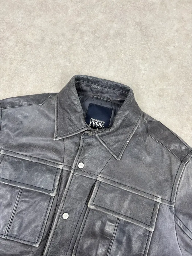 2000s Gianfranco Ferré Grey Leather Trucker Jacket - Image 4