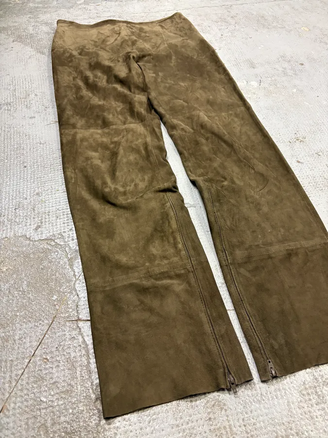 2000s Gianfranco Ferré Khaki Suede Leather Pants - Image 5
