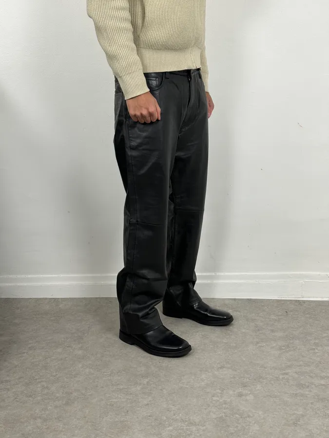 2000s Gianfranco Ferré Premium Black Biker Leather Pants - Image 3